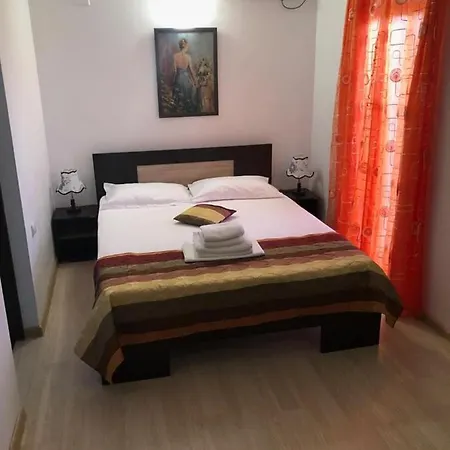 Vila Malibu بيت ضيافة